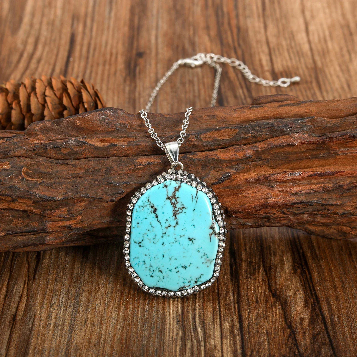 Vintage Bohemian Oval Malachite and Turquoise Pendant Necklace