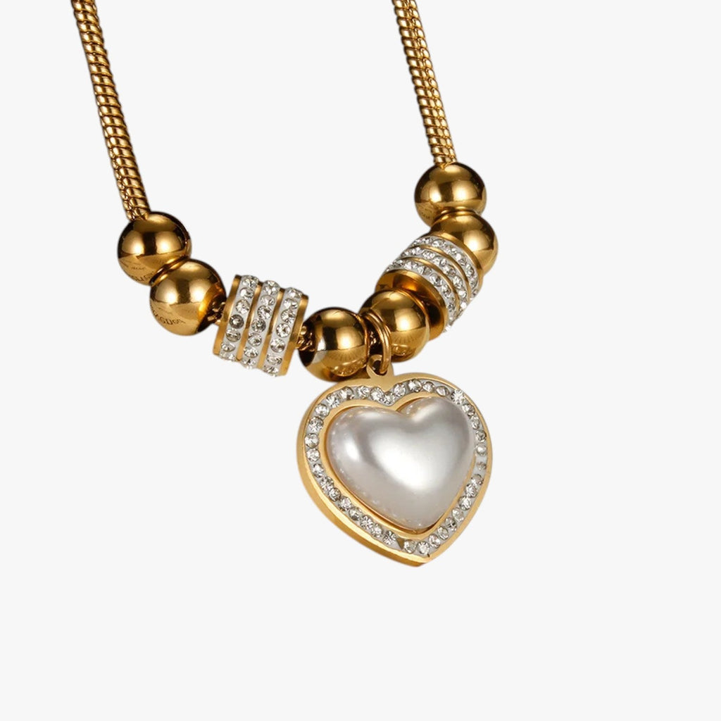 Ketting met harthanger, zirkoonstenen en parels