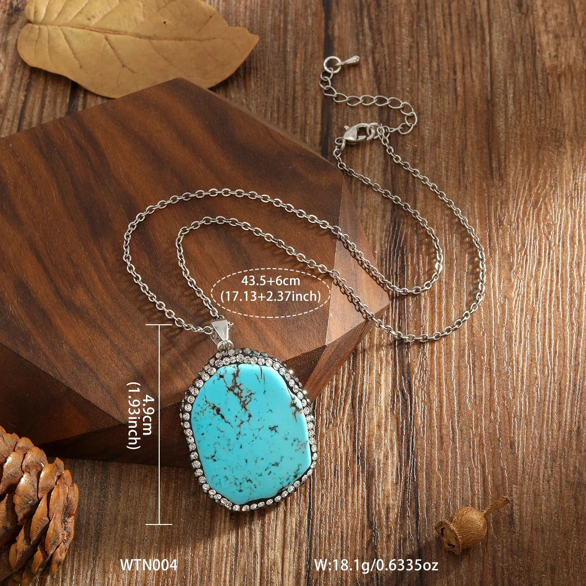 Vintage Bohemian Oval Malachite and Turquoise Pendant Necklace
