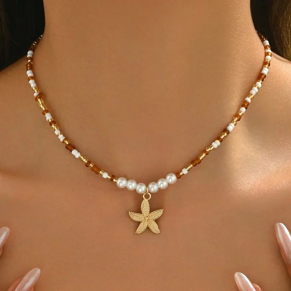 Seashell Pendant Necklace in Ten Styles