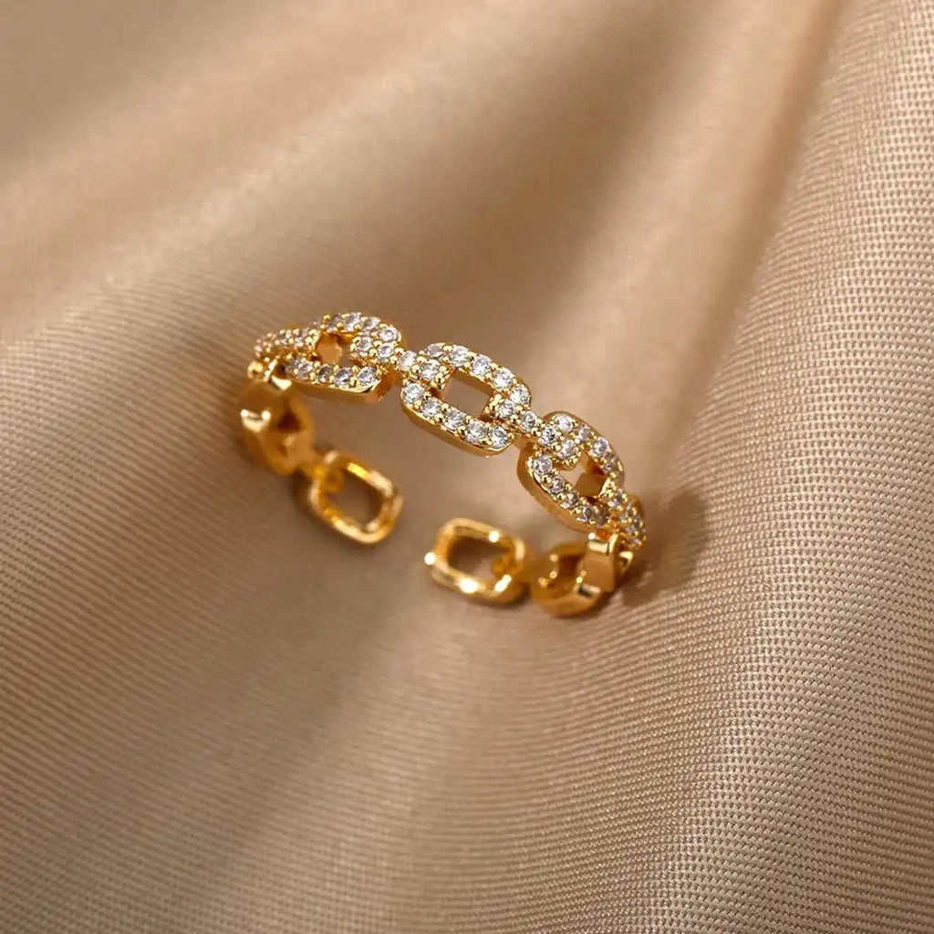 Adjustable Link Chain Ring