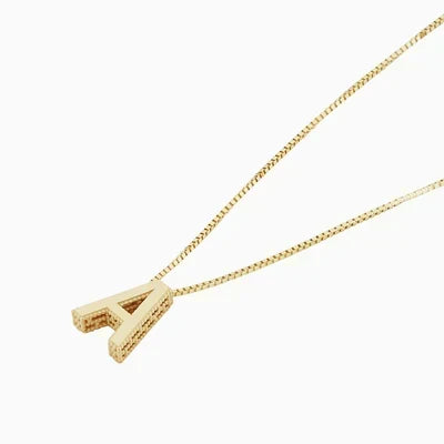 Ketting met initiaal in twee metaaltinten