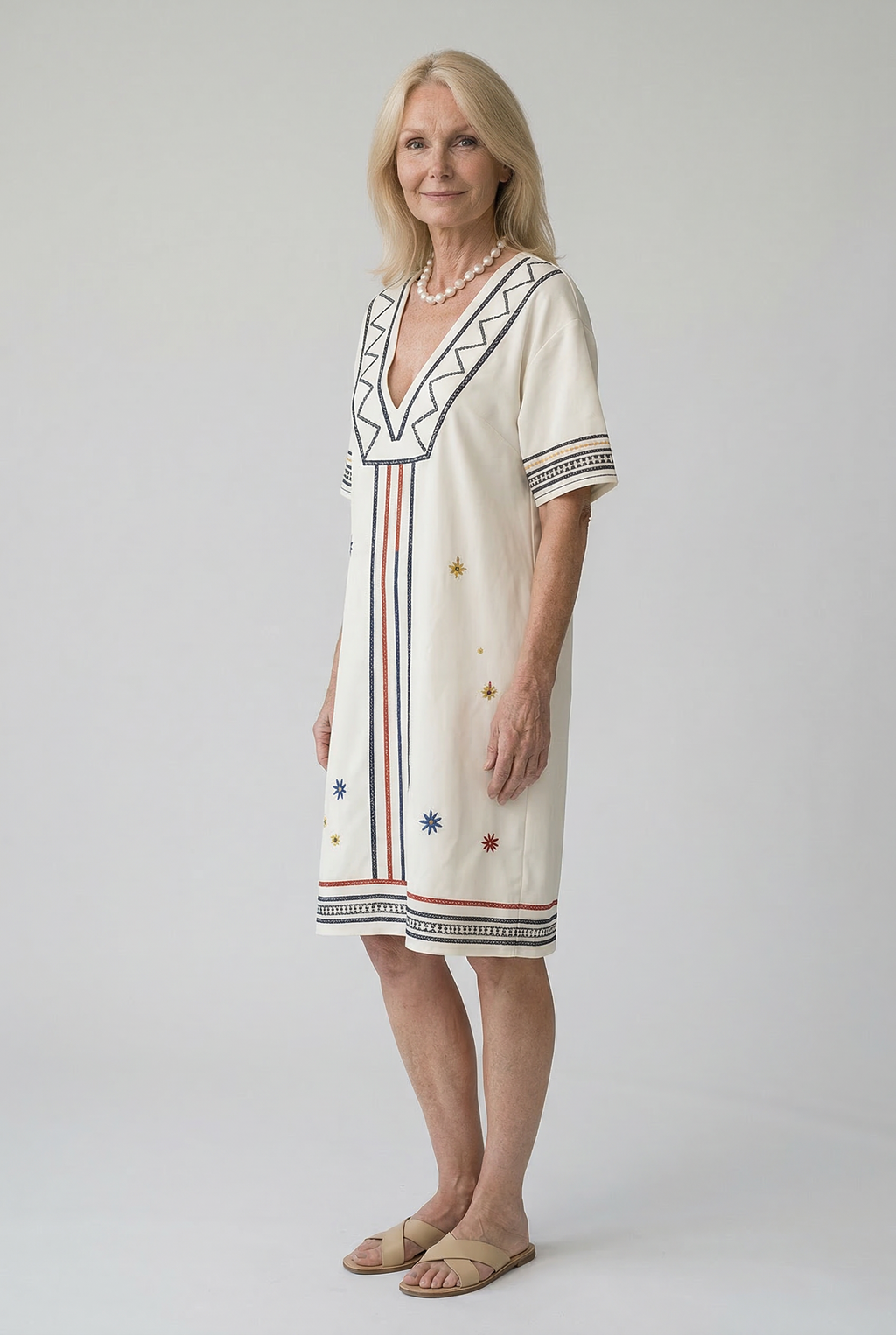 Zomerjurk met bloemenprint, V-hals en vloeiend vallende rok