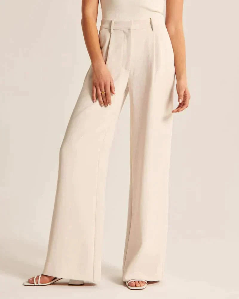 High-Rise Wide-Leg Trousers with a Pleated Front