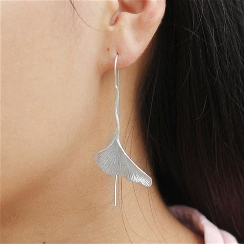 Vintage-Style Gold-Plated Ginkgo Threader Earrings