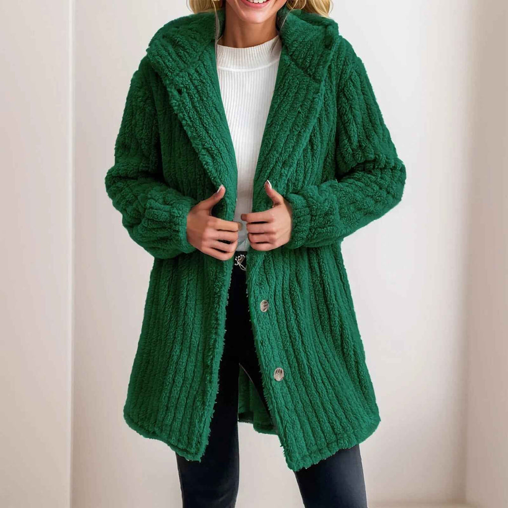 Manteau d'hiver à texture moelleuse, surface douce et sensation chaude