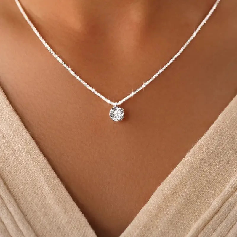 Sterling zilveren ketting met moissaniet solitairhanger
