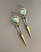 Boho etnische oorbellen met groene harssteen