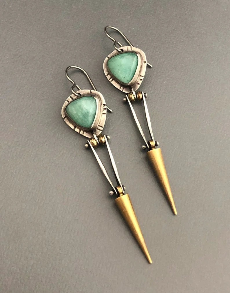Boho etnische oorbellen met groene harssteen