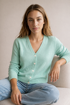 Cosy Knitted Cardigan with Soft Drape and Relaxed Fit
