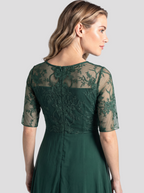 Mouwloze midi-jurk met minimalistische snit en soepele val