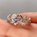 Stralende violette tweekleurige hartring