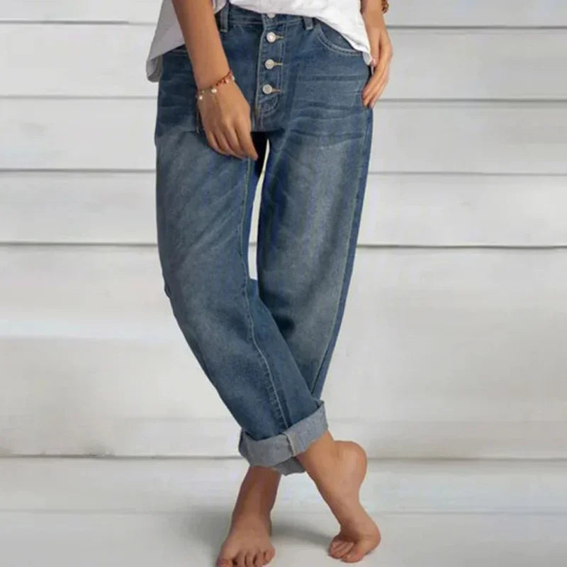 Straight-Leg Jeans with a Button Front