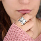 Vintage-Style Bohemian Silver-Tone Flower Ring