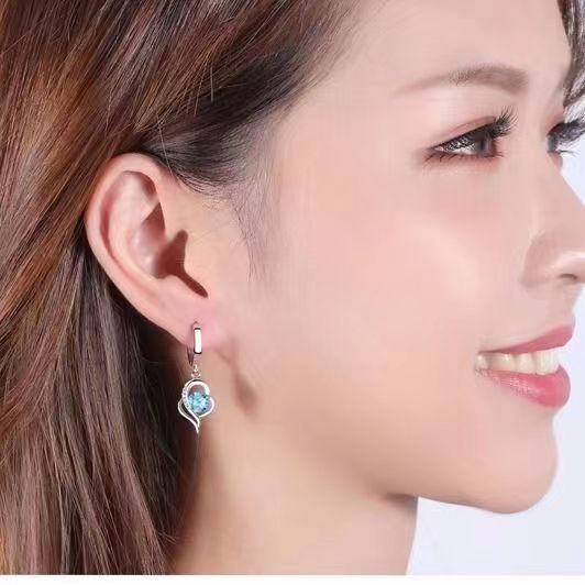 Heart Drop Earrings in White Gold Tone