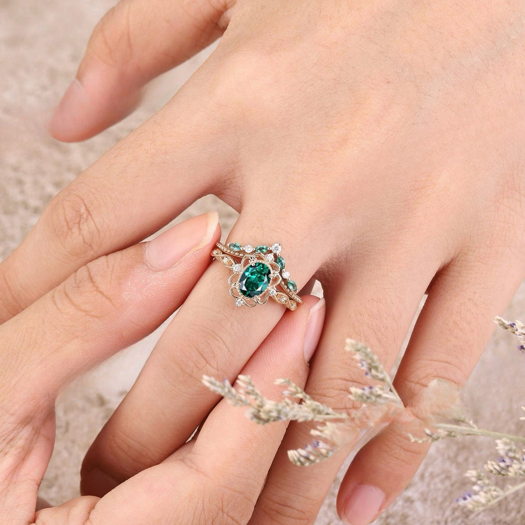 Emerald-Look Crown Ring Set in Rose Gold Tone