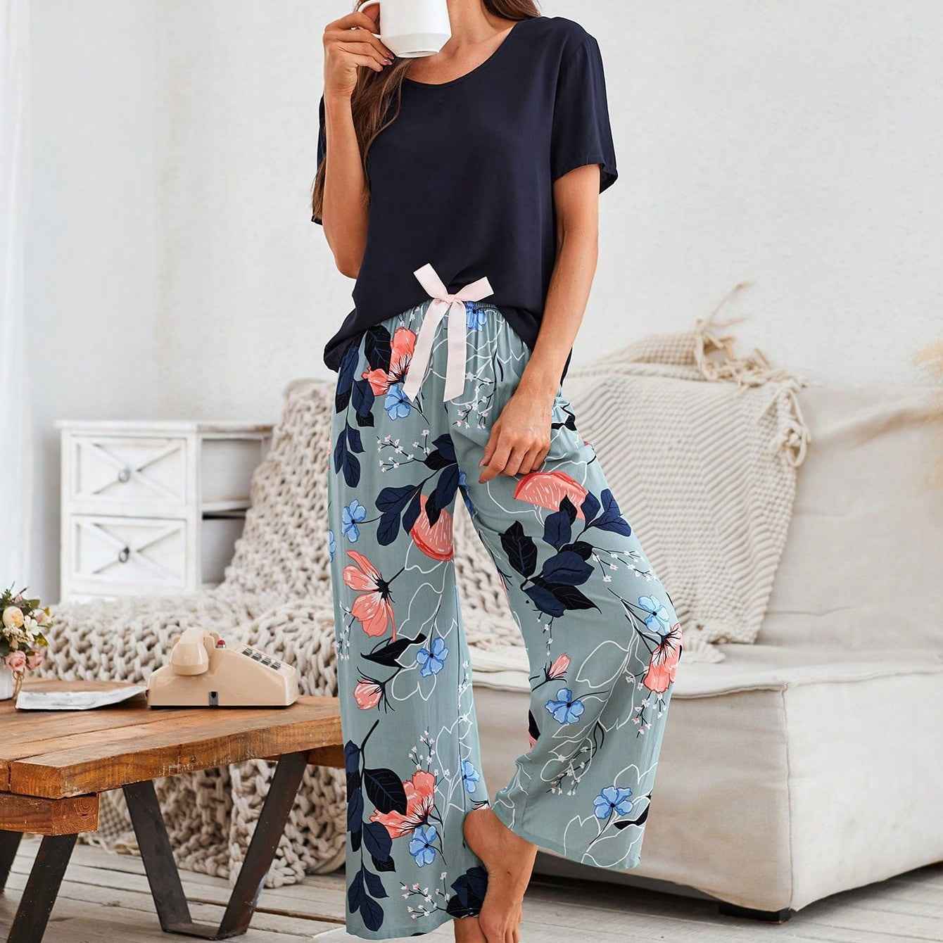 Cotton Crepe Loungewear Set with Airy Two-Piece Shape