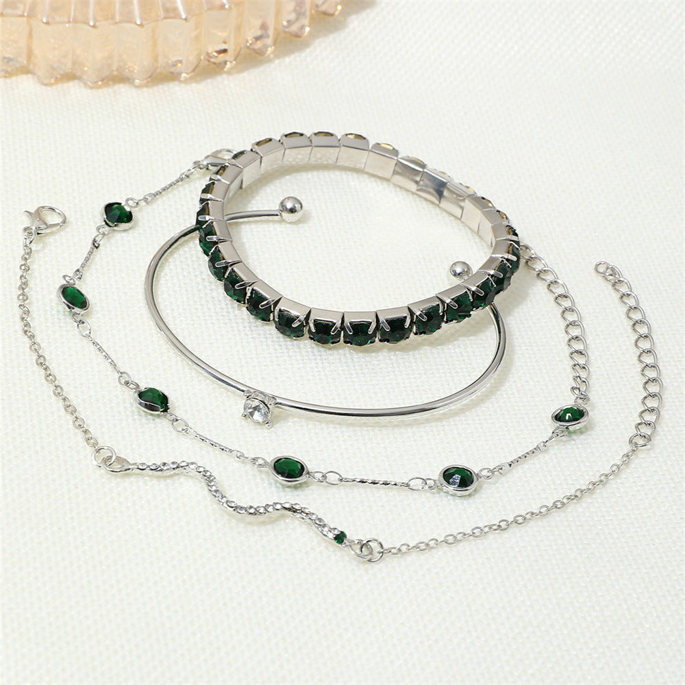 Bracelet Set with Green Stones and Wavy Chain