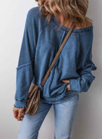 Crew Neck Sweatshirt with Long Sleeves and Relaxed Fit