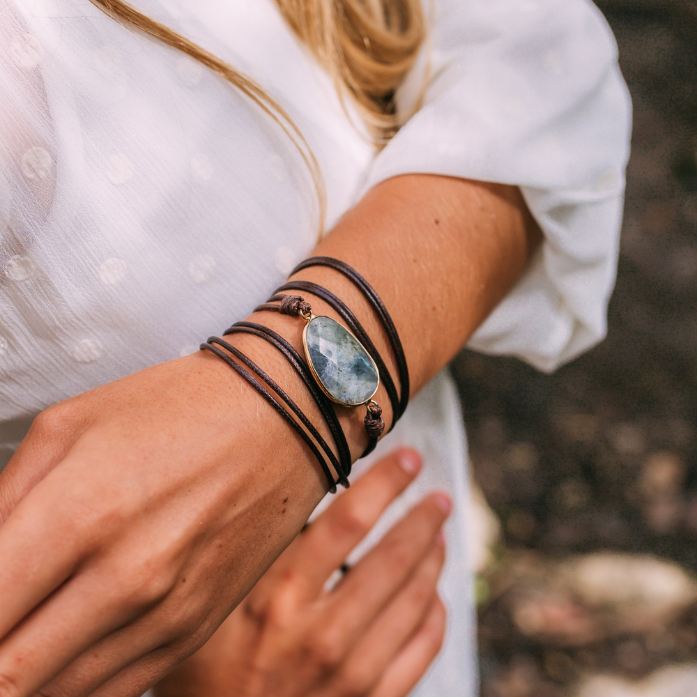 Pulseira de Enrolar em Amazonite em Dois Acabamentos