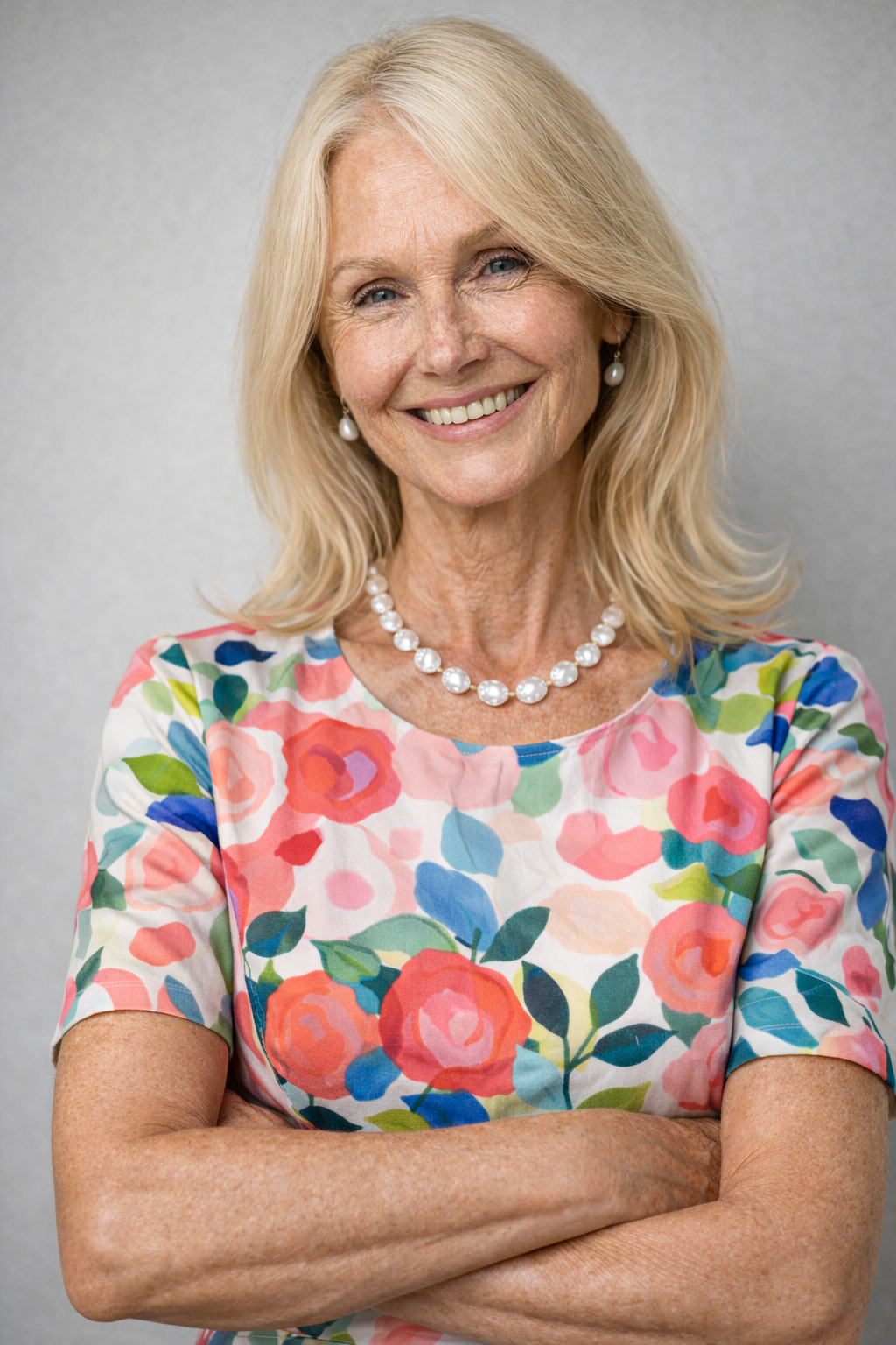 Jurk met bloemenprint in linnenlook en luchtige pasvorm