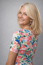 Jurk met bloemenprint in linnenlook en luchtige pasvorm