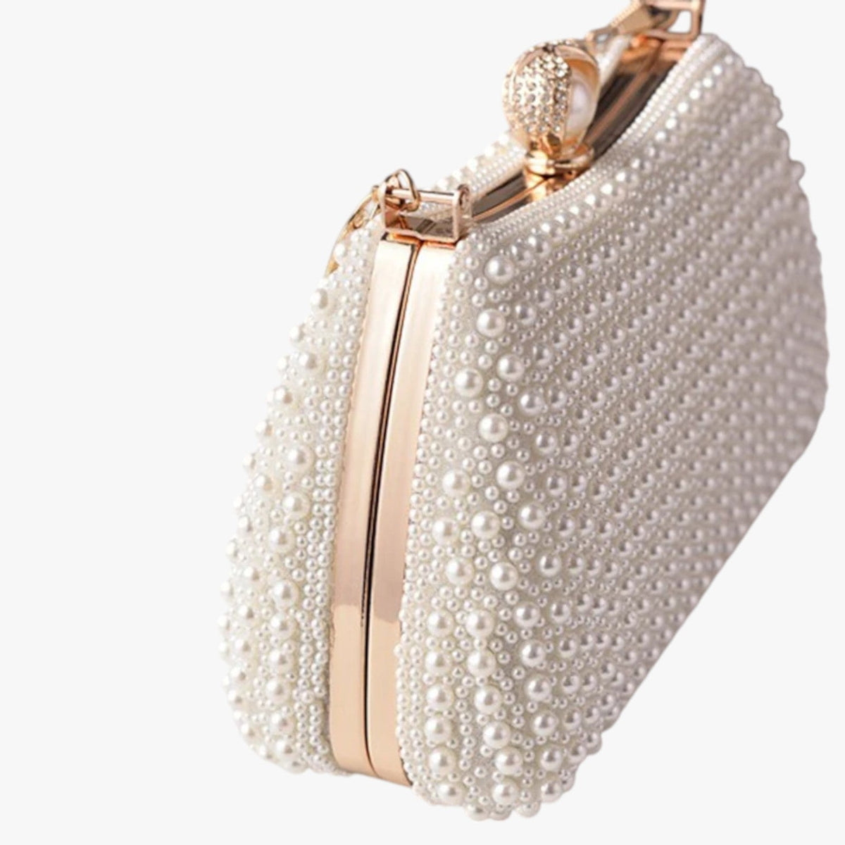 Avondtasje met parels, metalen handvat en ketting