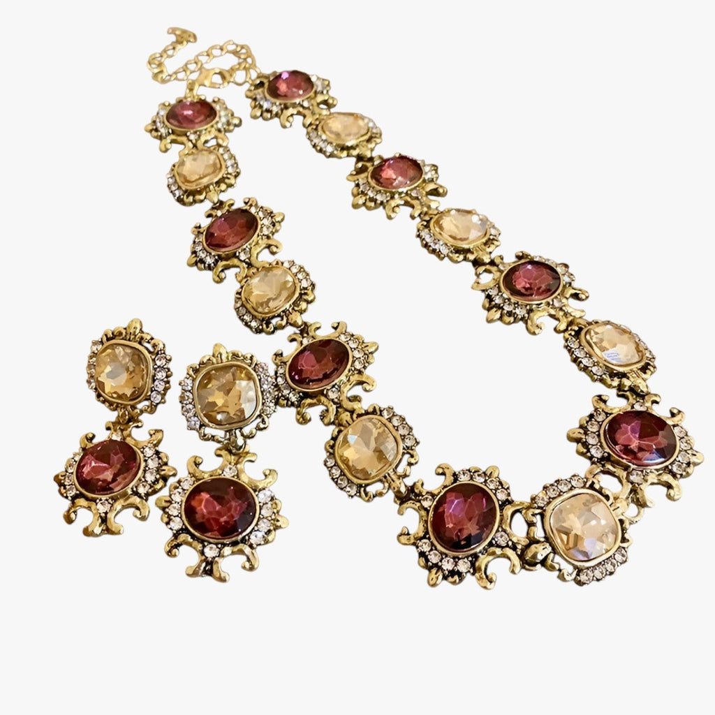 Set met collier en oorbellen met strass
