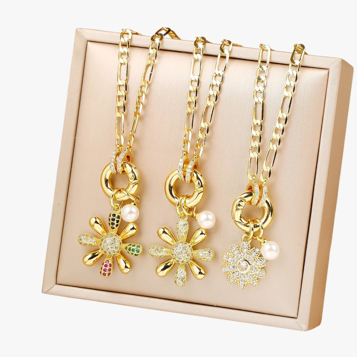Ketting met bloemhanger en blauwe zirkoniastenen