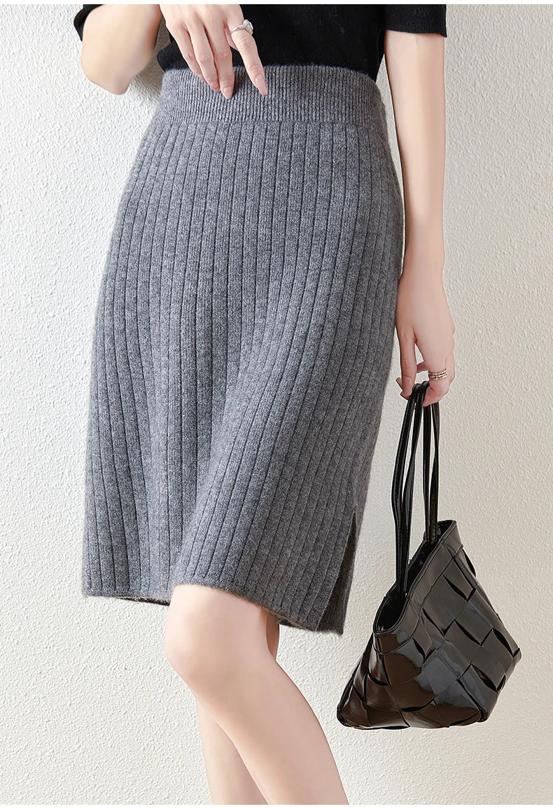 Ribbed Knit Midi Skirt with Side Slit