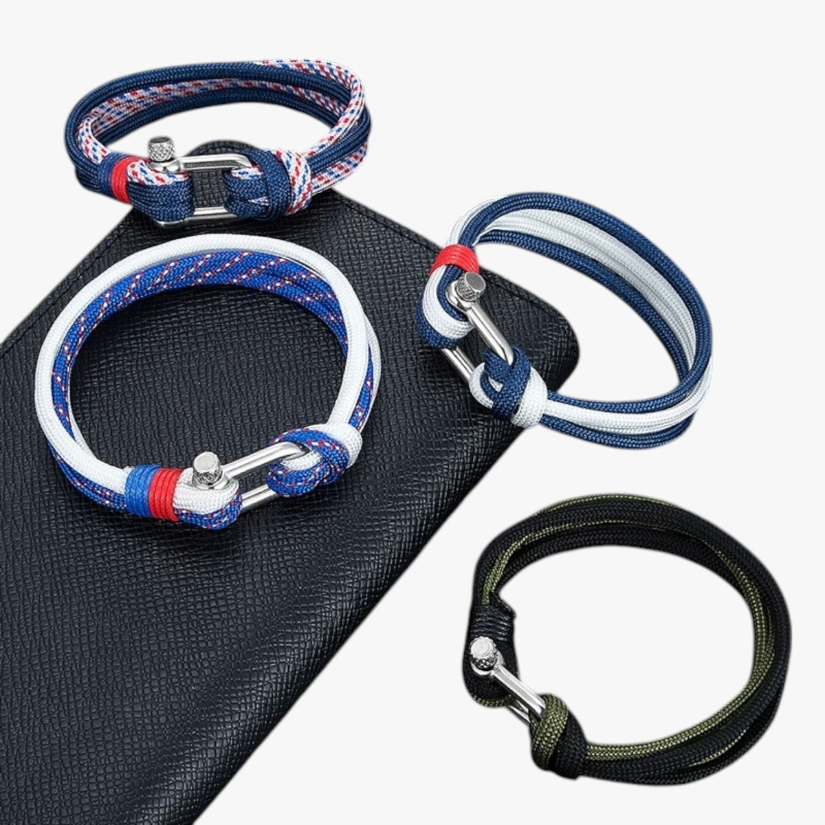 Paracord Rope Bracelet with Nautical Hook Clasp