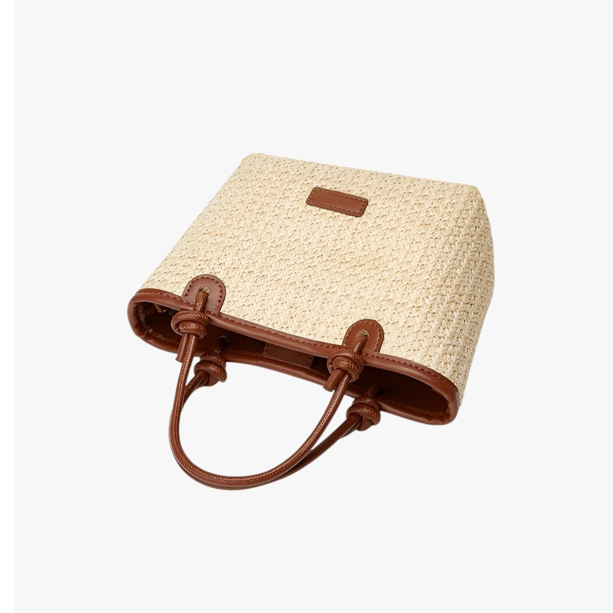 Mini zomerschoudertas in gevlochten rotanstijl