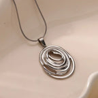 Hollow Geometric Oval Necklace