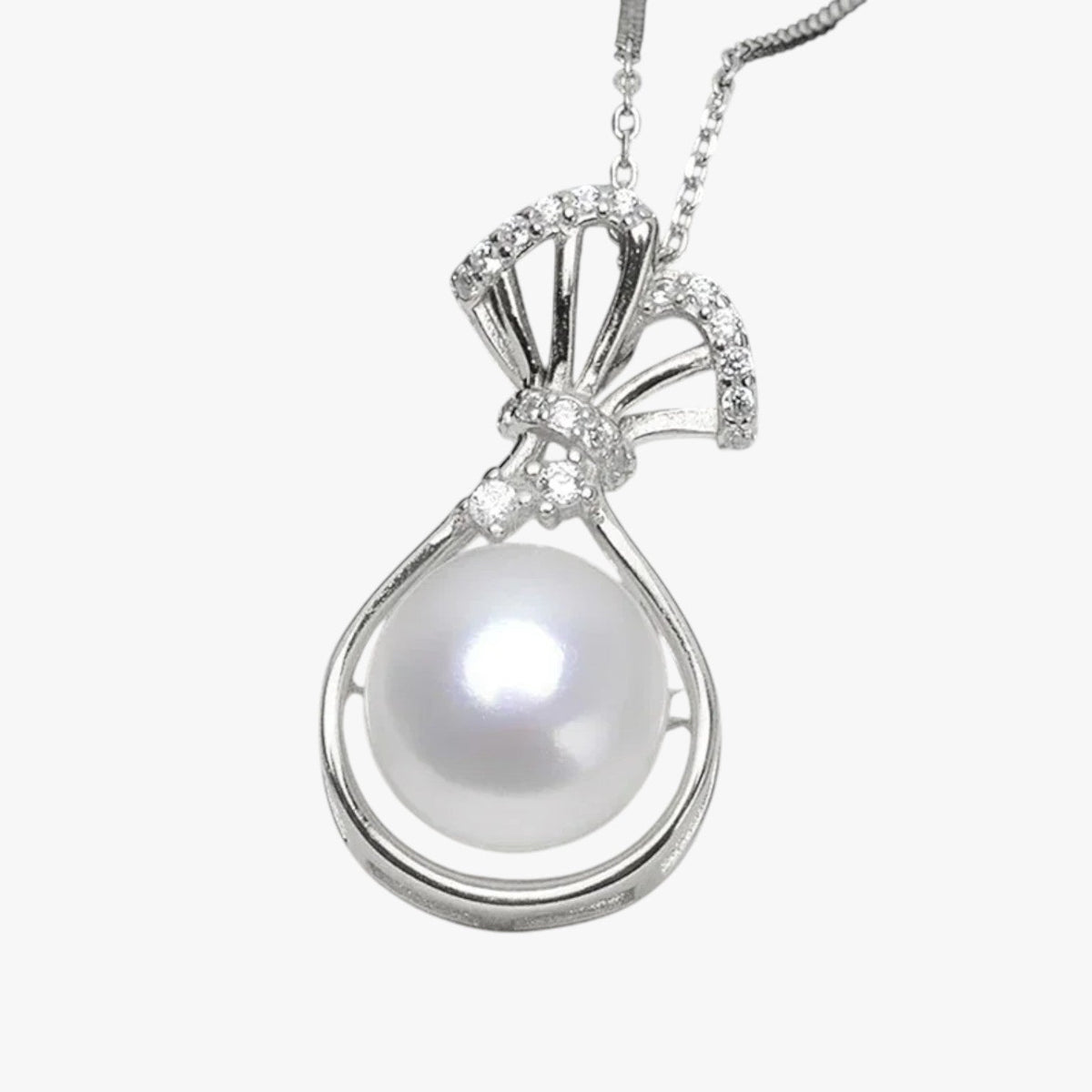 Choker met tashanger en imitatieparel