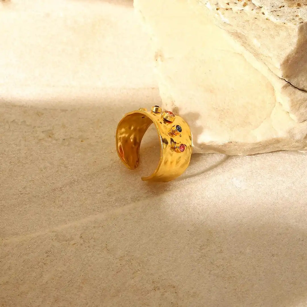Vintage-Style Cubic Zirconia Ring