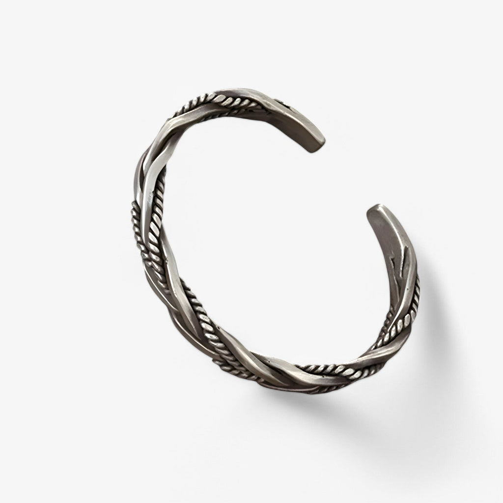 Gedraaide geweven armband in zilverkleur