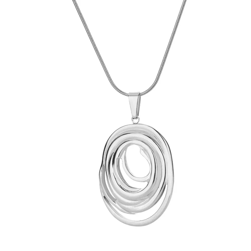 Hollow Geometric Oval Necklace