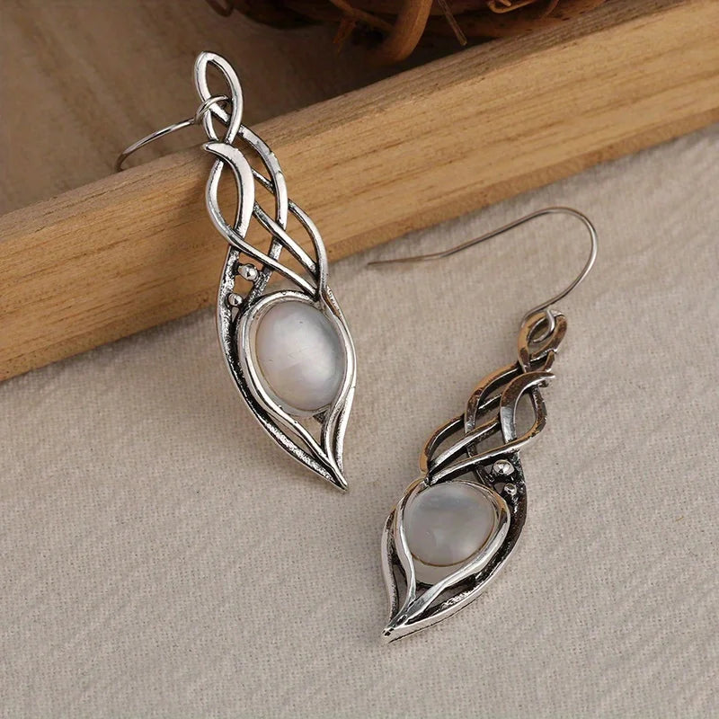 Vintage Handmade Boho Silver-Plated Leaf Drop Earrings
