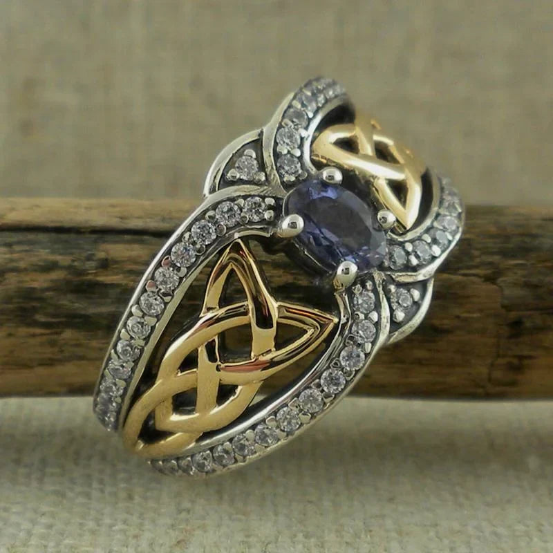 Vintage-Style Two-Tone Zirconia Ring in Two Stone Colours
