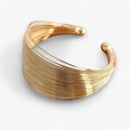 Gelaagde bangle in vintage goudkleur