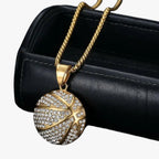 Ketting met basketbalhanger en strassbezetting