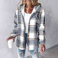 Slim Warm Jacket with a Feminine Line for Cold Days