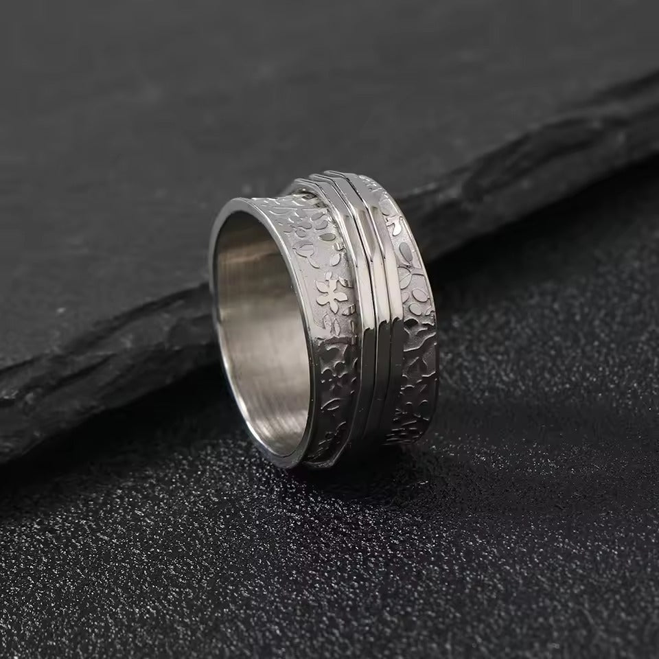 Vintage-Style Thin Two-Tone Spinner Ring