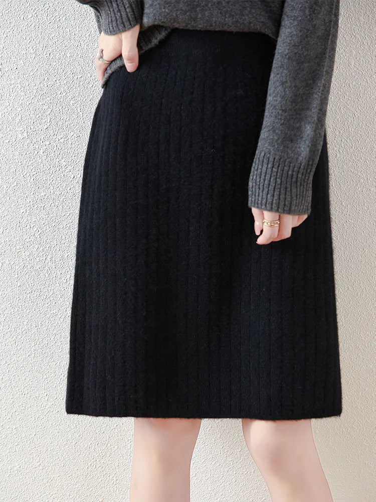 Ribbed Knit Midi Skirt with Side Slit