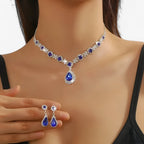 Tweedelige bruidsset met druppelhanger en oorbellen
