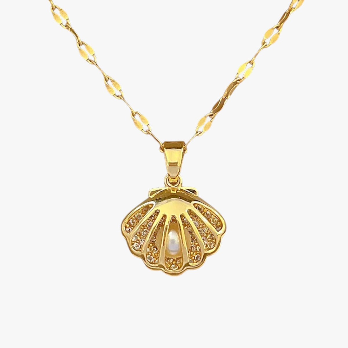 Retro ketting met parelmoer en pareldetail