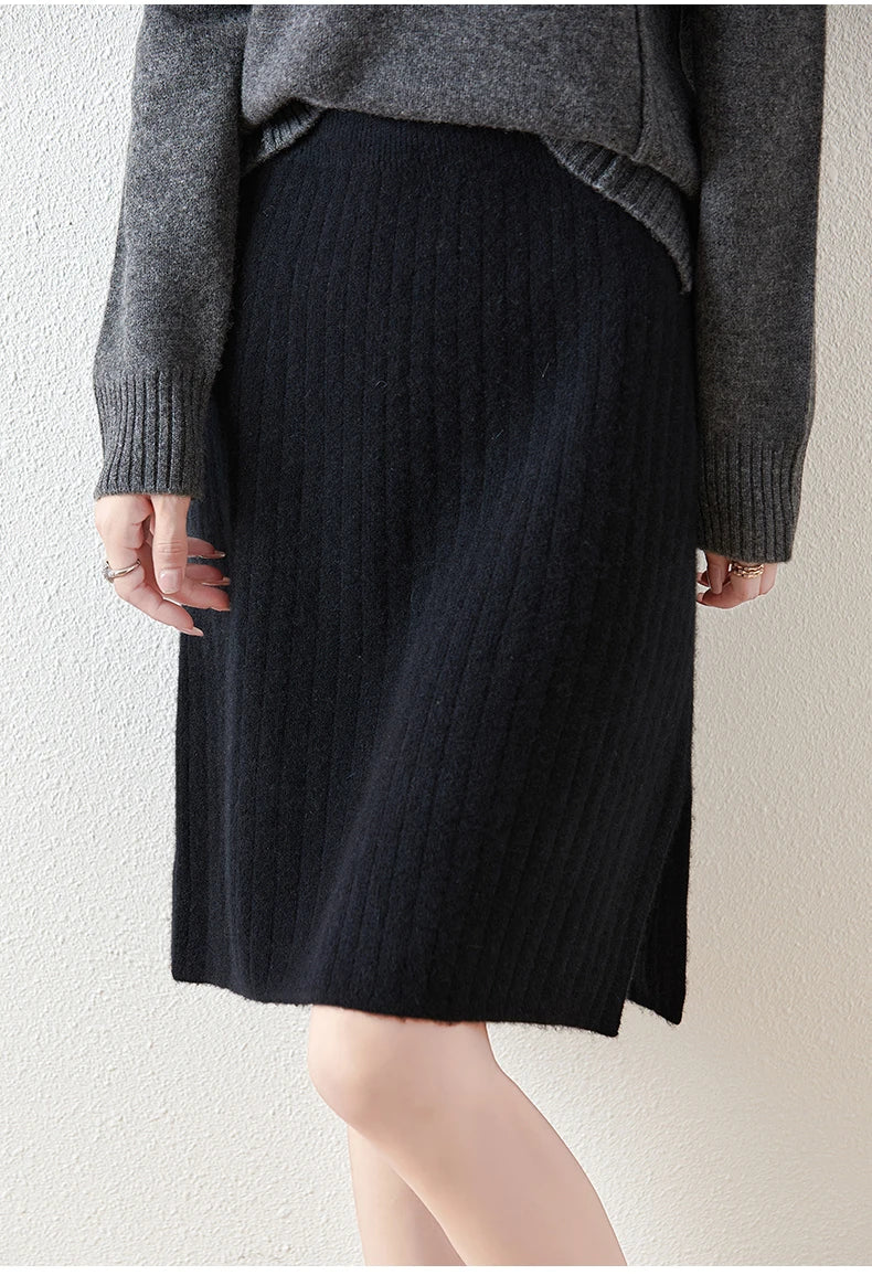 Ribbed Knit Midi Skirt with Side Slit