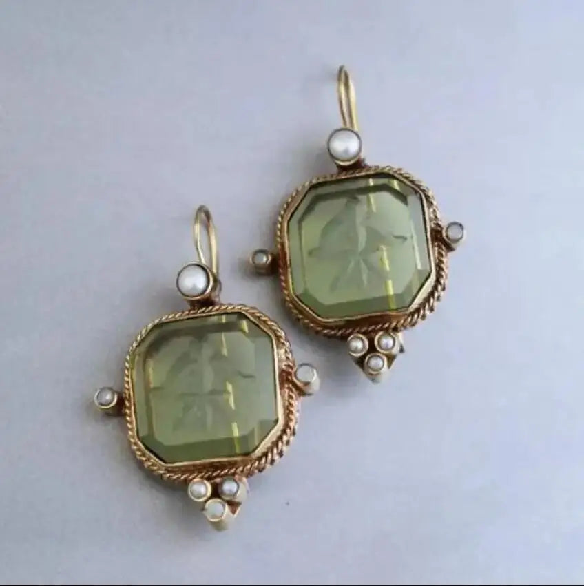 Vintage-Style Geometric Pearl Pendant Drop Earrings