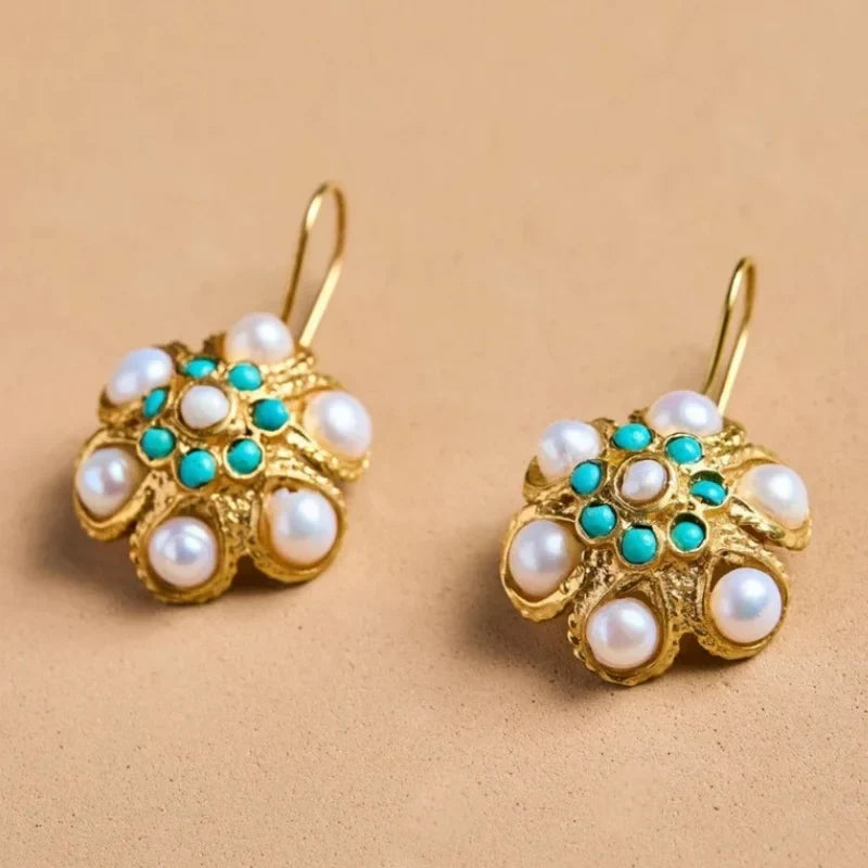 Brincos com Cacho de Pérolas e Turquesa Estilo Vintage