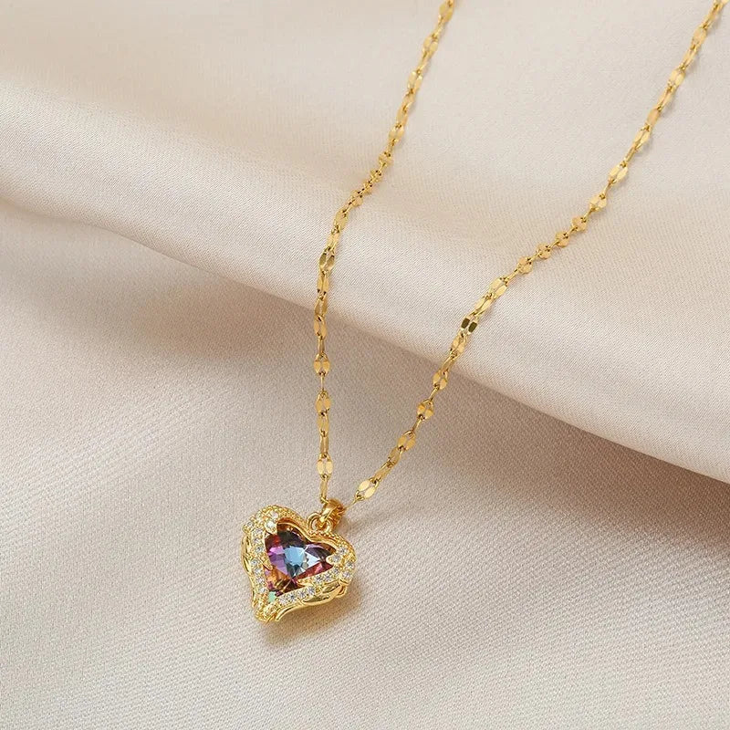 Ketting met kristallen oceaanharthanger